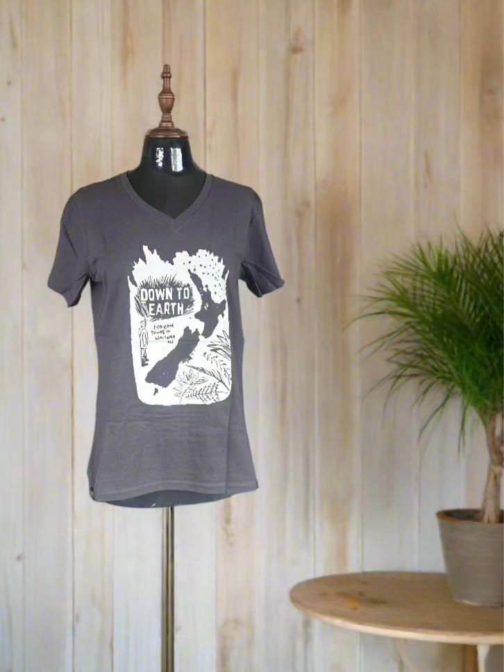 T-Shirt - Down to Earth - Grey/V-neck